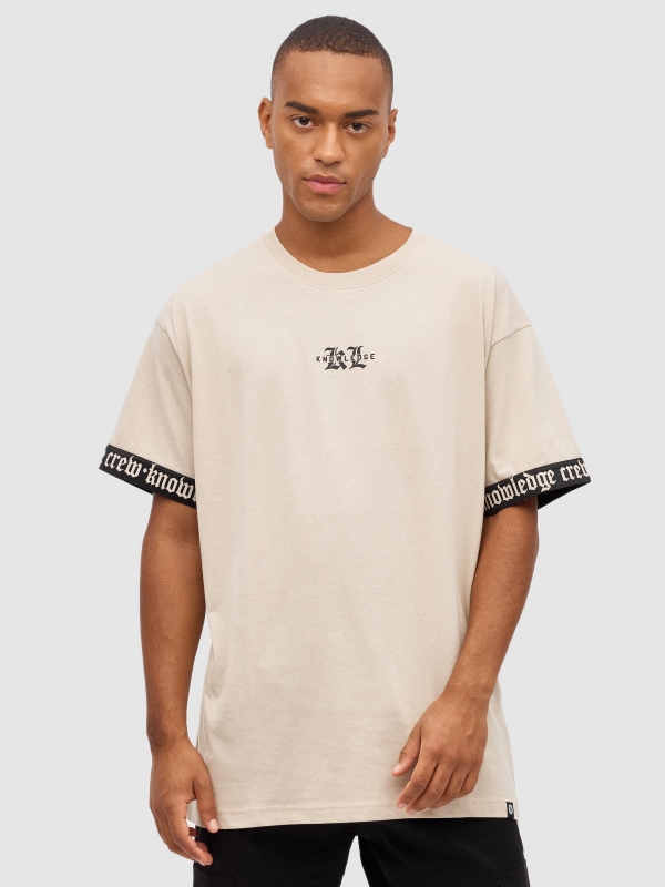 T-shirt with elastic cuffs taupe middle front view