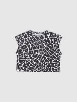 %Pto% Text allover top white