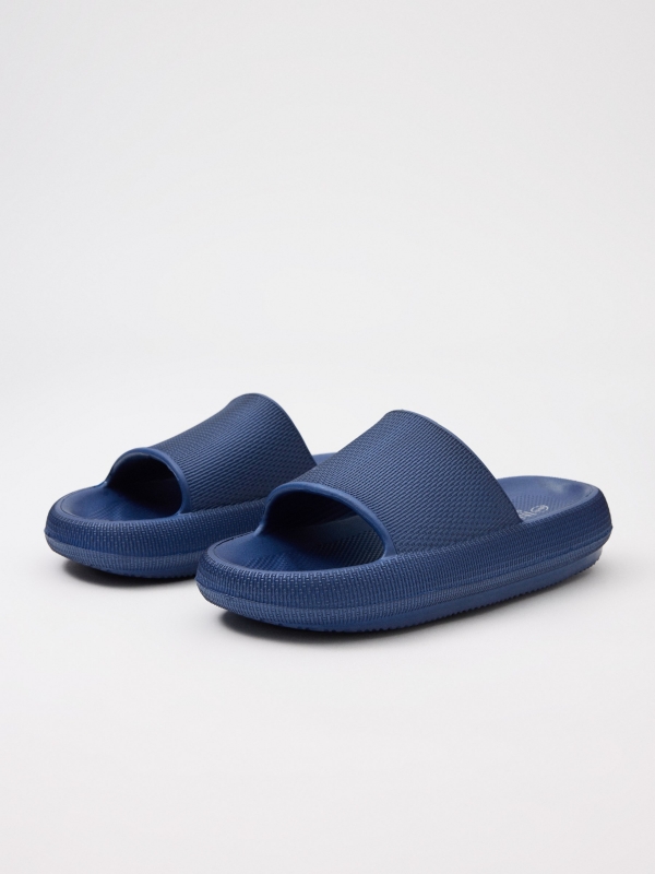 Beach flip flops with platform navy 45º front view