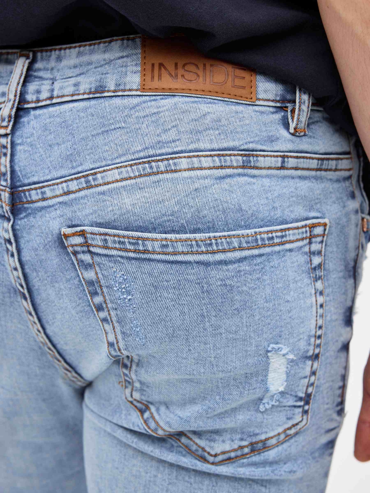 Jeans super slim azul vista detalhe