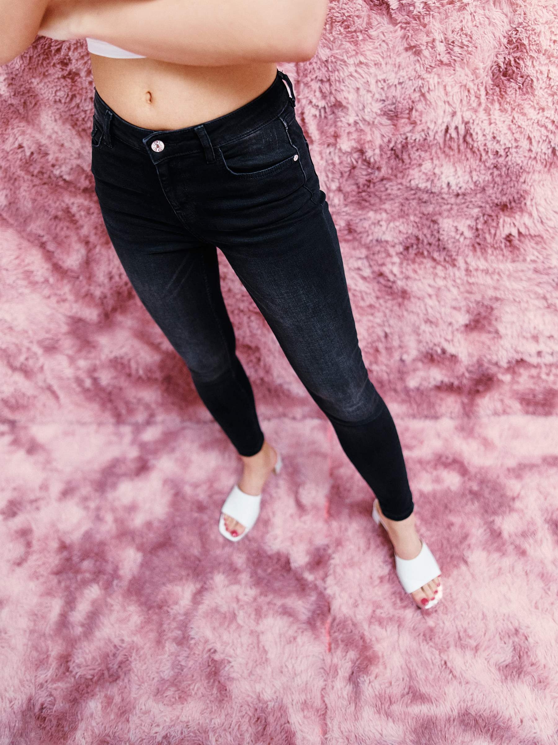 Jeans skinny tiro medio negro vista general frontal