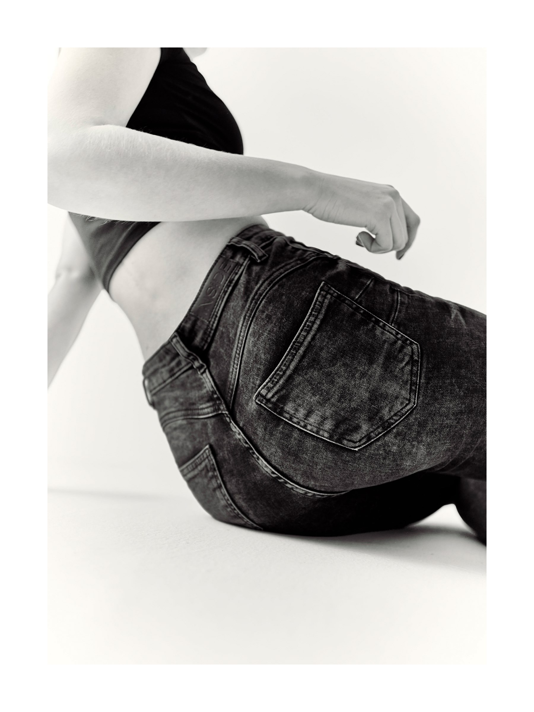 Jeans skinny push up negro vista general frontal