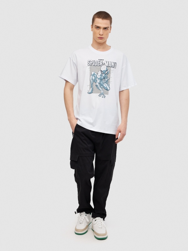 Camiseta oversize Spiderman blanco vista general frontal