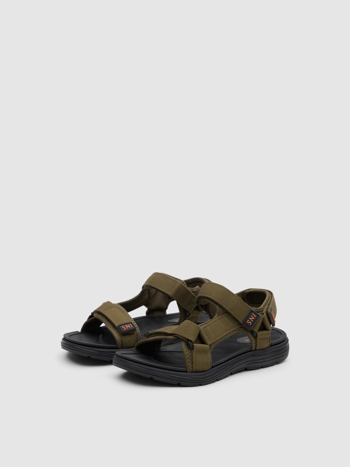 Rubber crab sandal dark green 45º front view