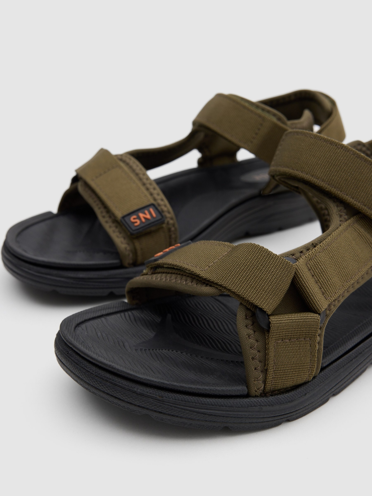 Rubber crab sandal dark green zenithal view