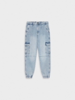 %Pto% Calças de ganga cargo mom jeans azul vista frontal