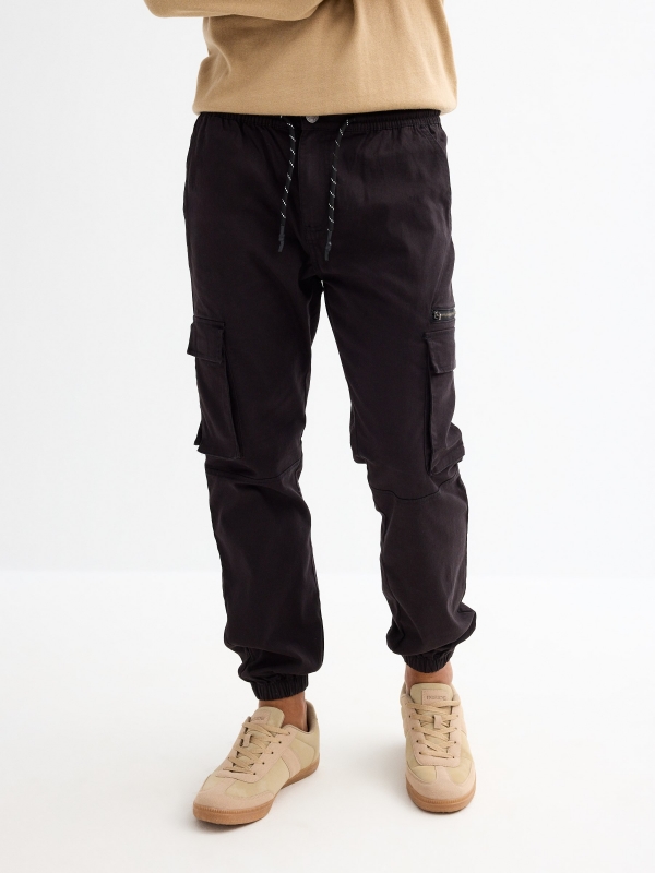 Multipocket jogger pants black middle front view