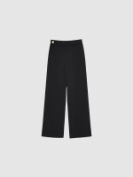 %Pto% Calça palazzo com botão preto vista frontal