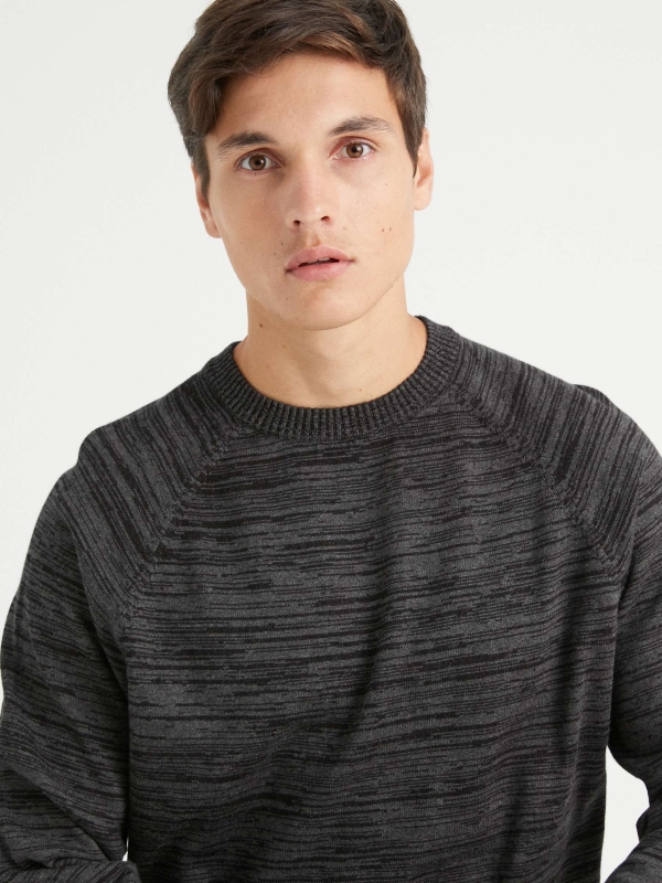 Basic mottled sweater dark grey detail view