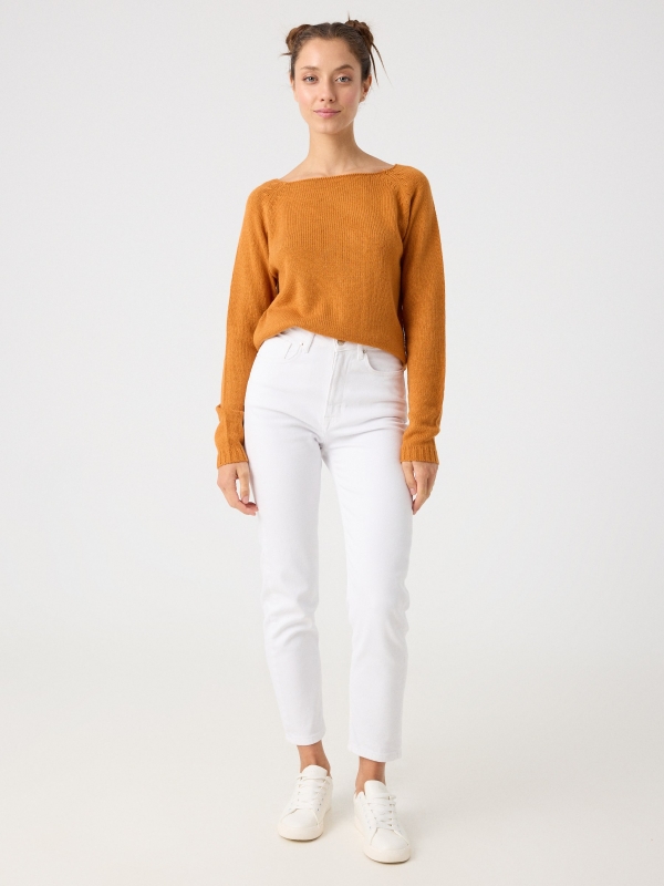 Basic crew neck sweater beige general front view