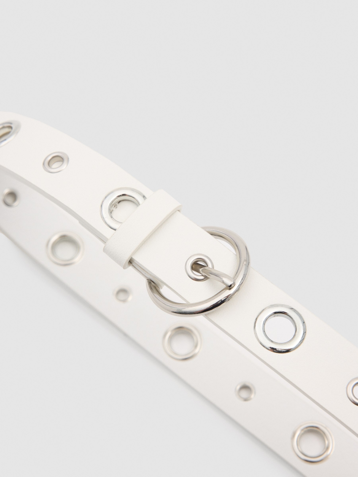 White leatherette belt with eyelets and round buckle beige buckle