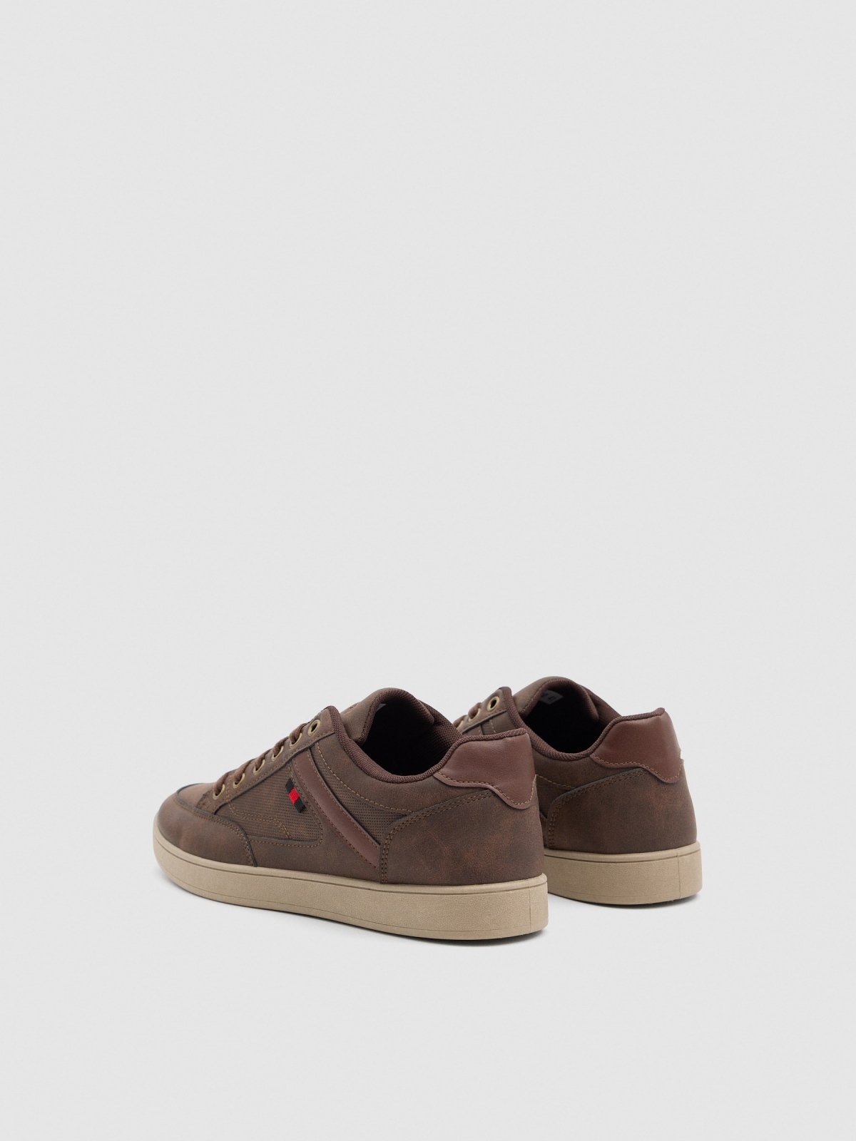 Brown casual sneaker brown 45º back view