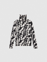 %Pto% Long sleeve black and white printed t-shirt black front view