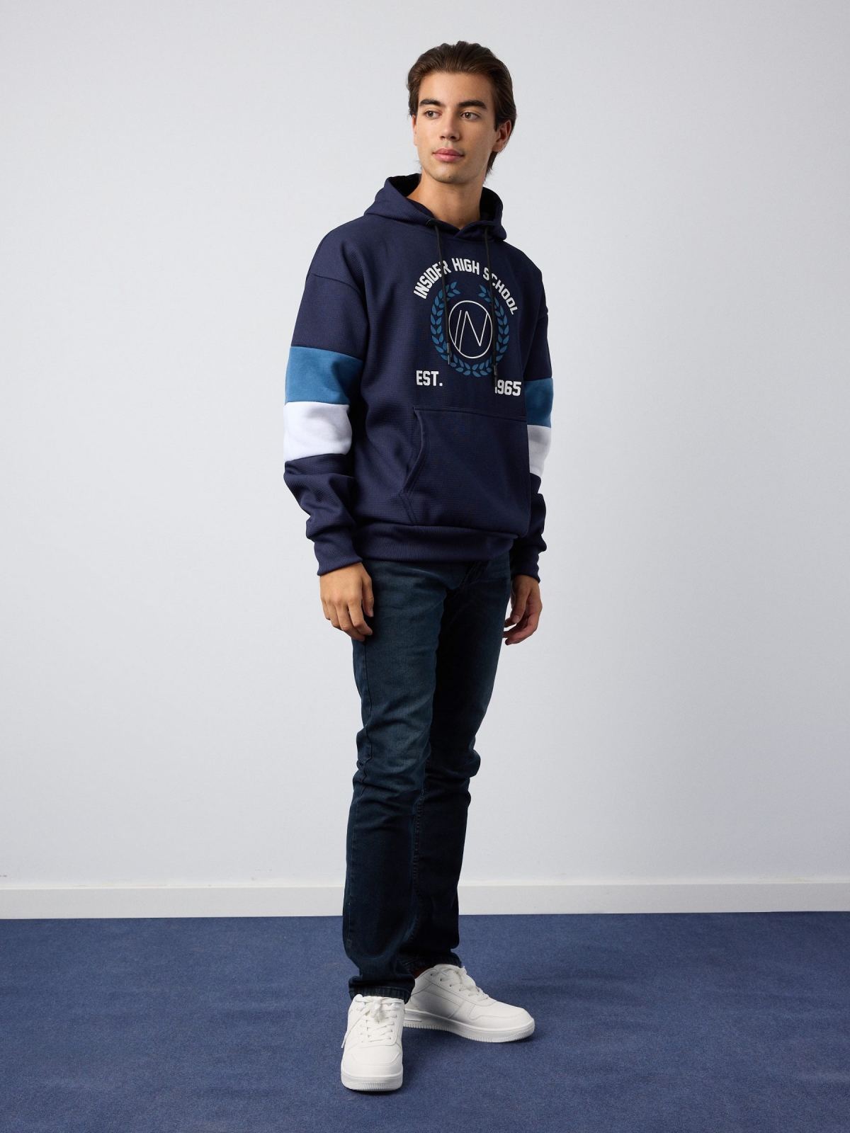 Sudadera Insider High School azul marino vista general frontal