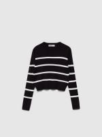%Pto% Black and white striped crop jumper black front view