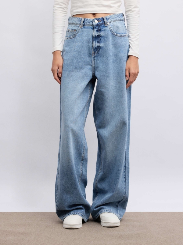 Wide leg high rise jeans blue middle front view