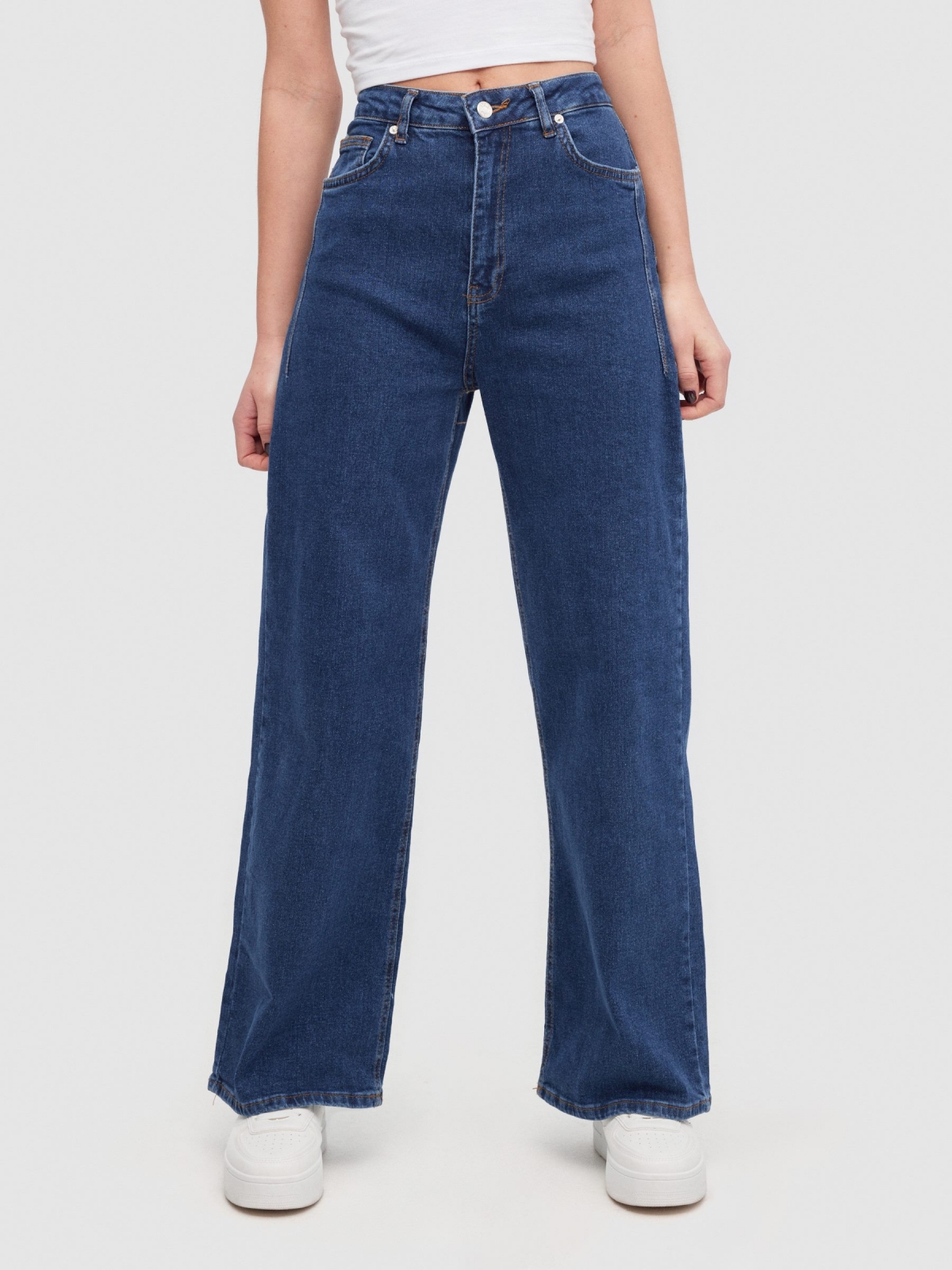 Jeans wide leg azul escuro vista meia frontal