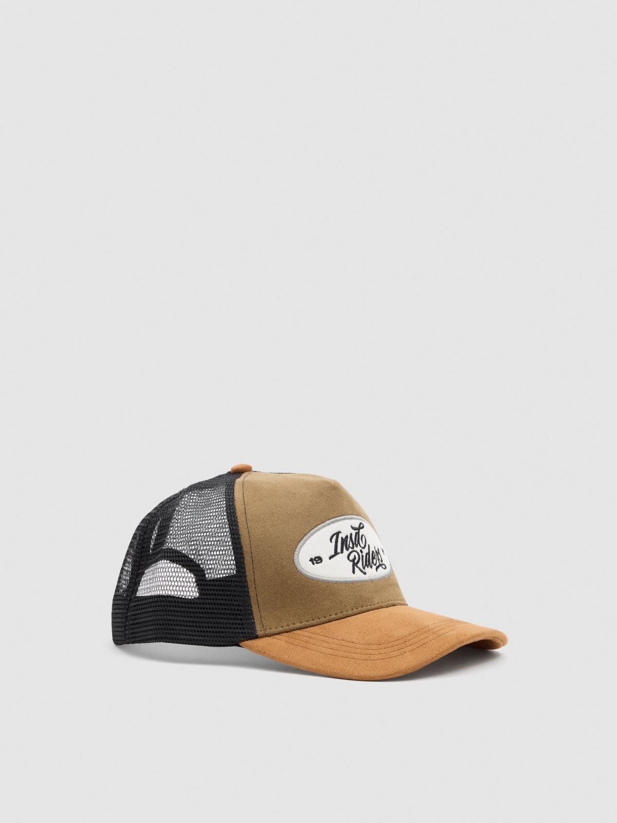 Brown trucker cap brown 45º back view