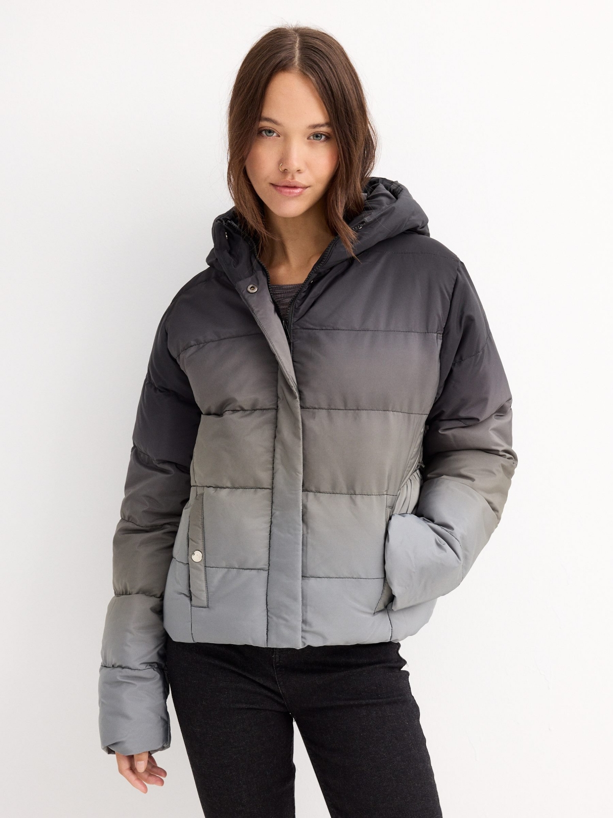 Gradient quilted jacket black middle front view