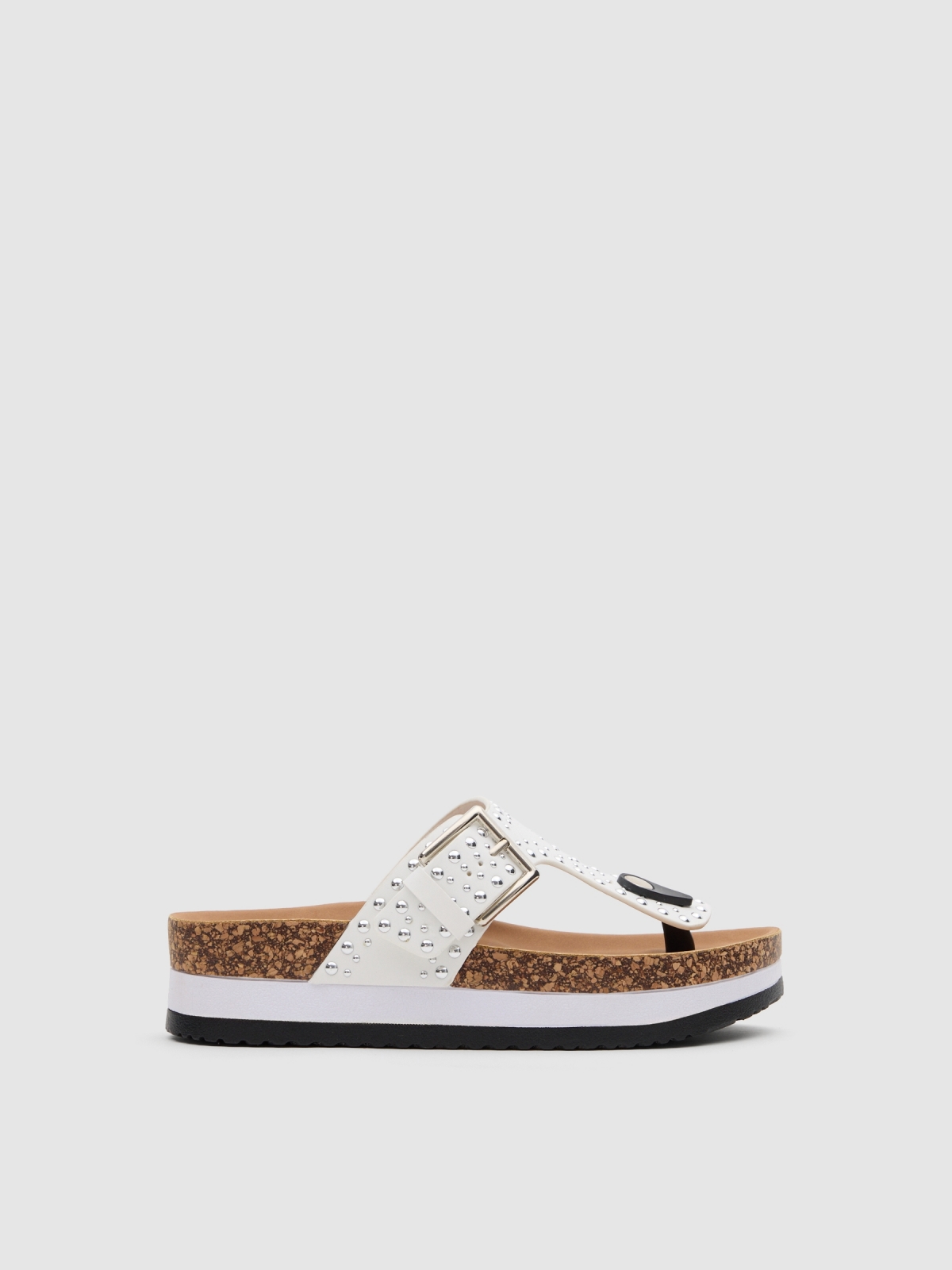 Platform studs white