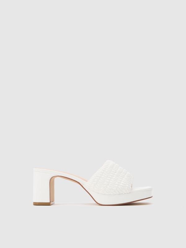 Padded mule sandal white