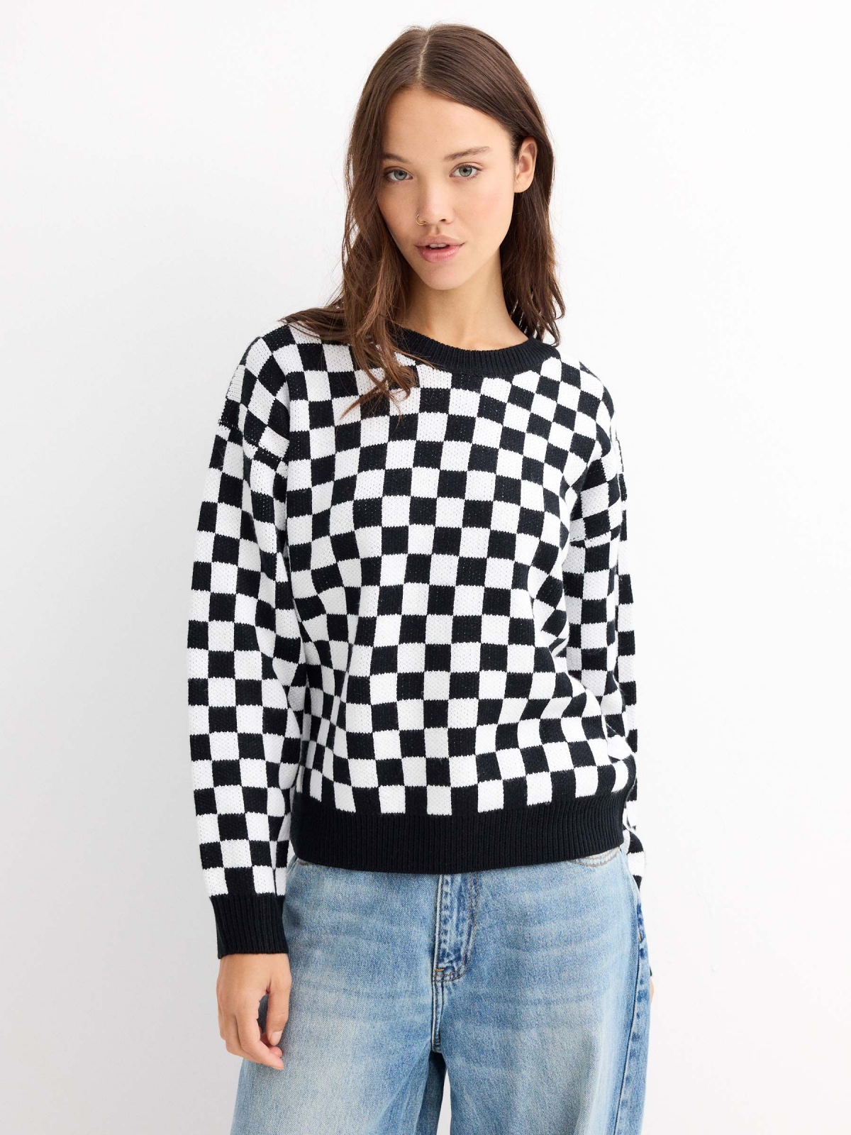 Checkered jacquard sweater black middle front view