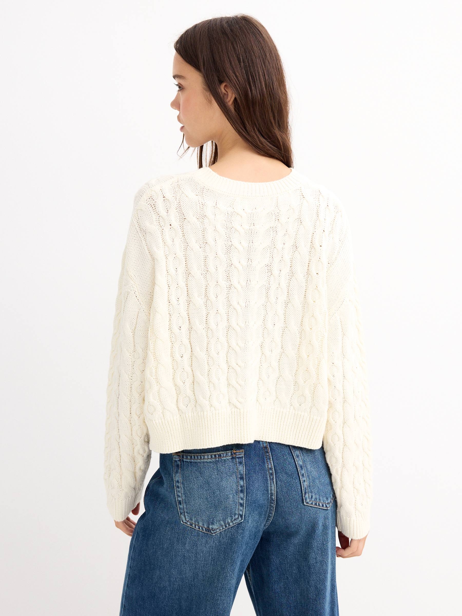 Round neck sweater off white middle front view