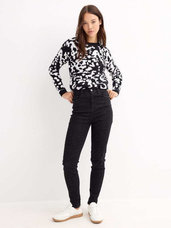 Black and white abstract sweater black general front view