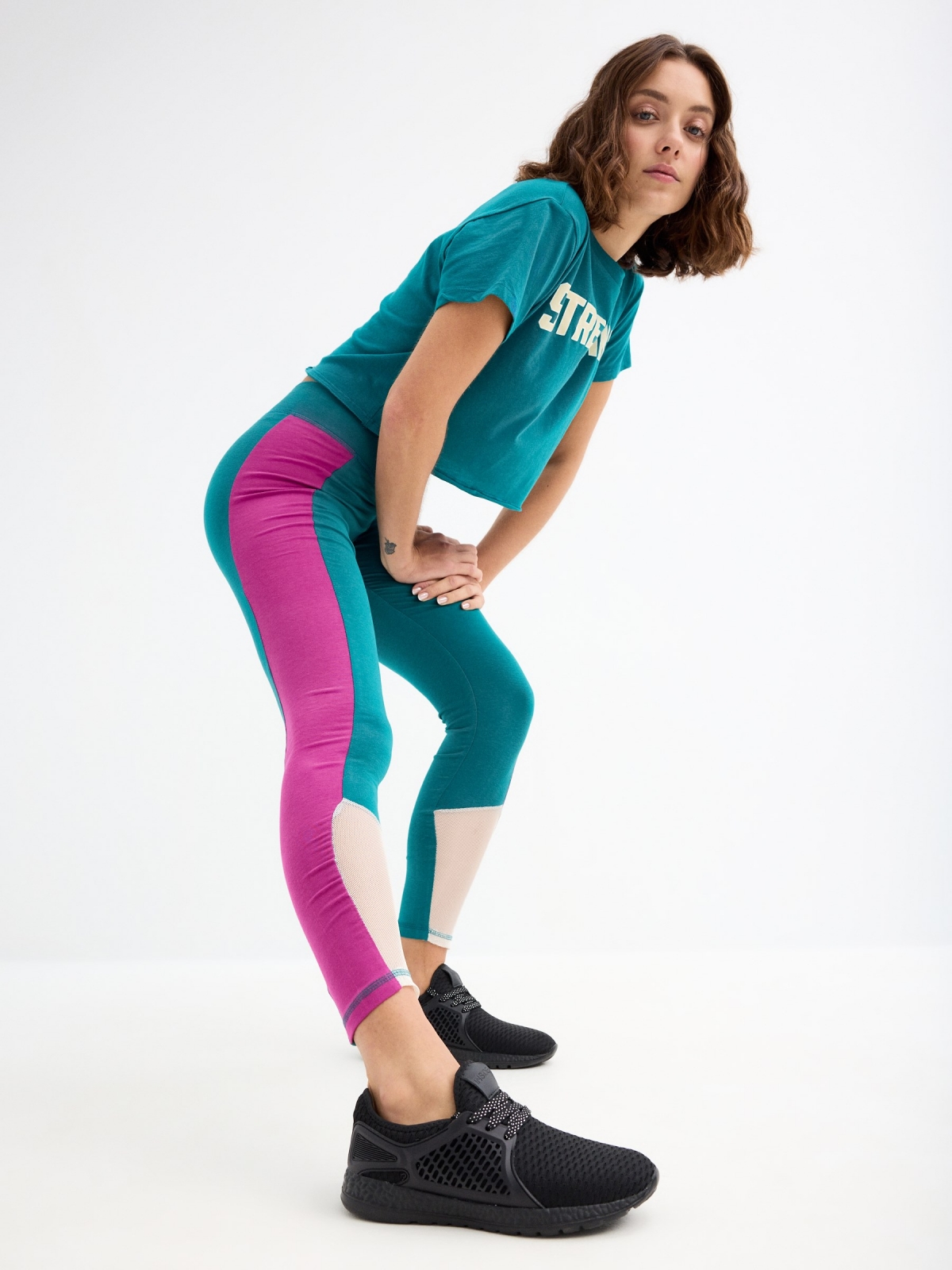 Leggings with print emerald detail view