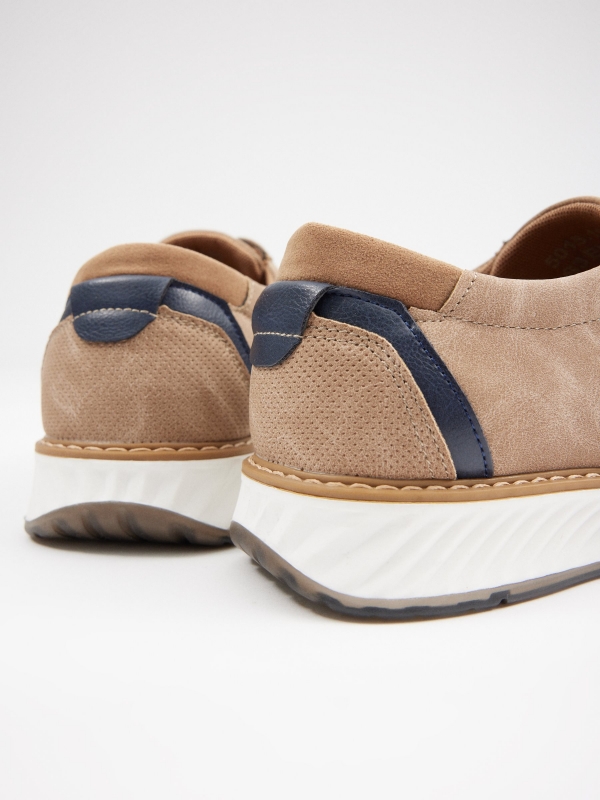 Sapato clássico Blucher bege areia vista detalhe