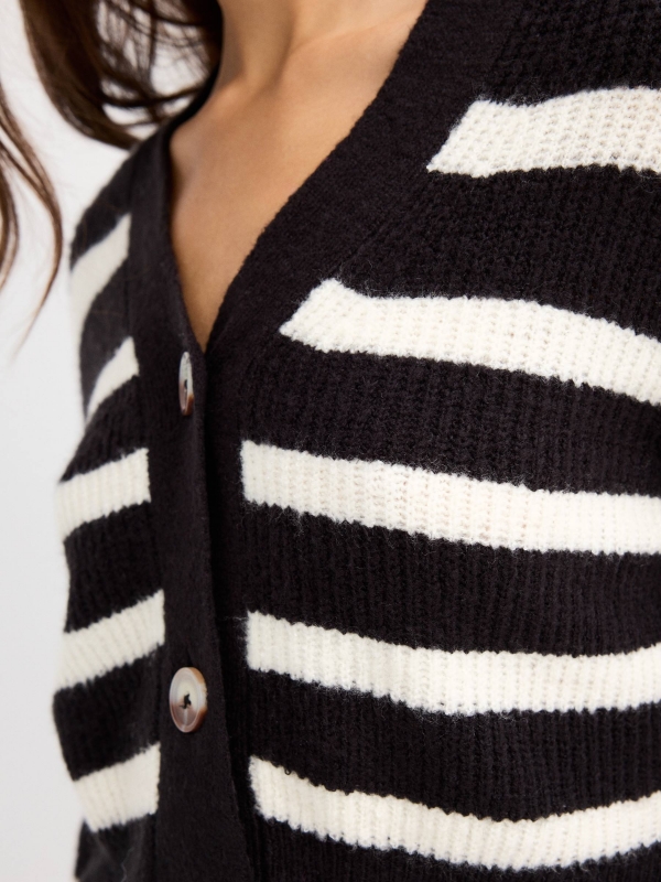 Striped V-neck cardigans black/beige detail view