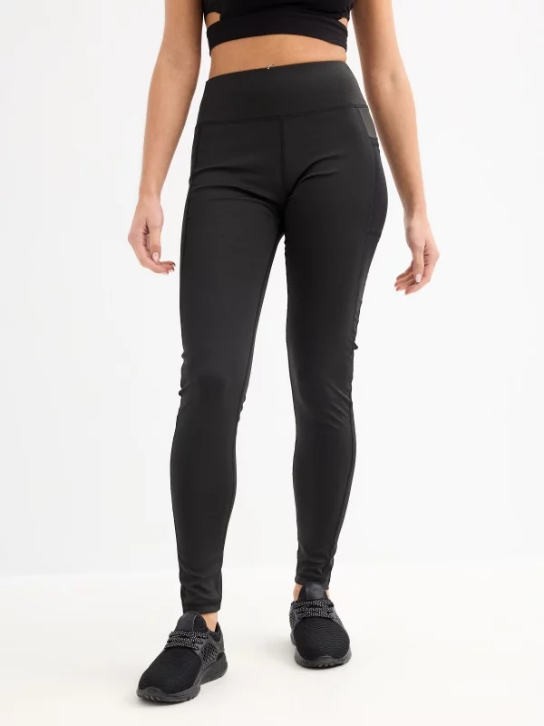 Leggings with mesh pocket black middle front view