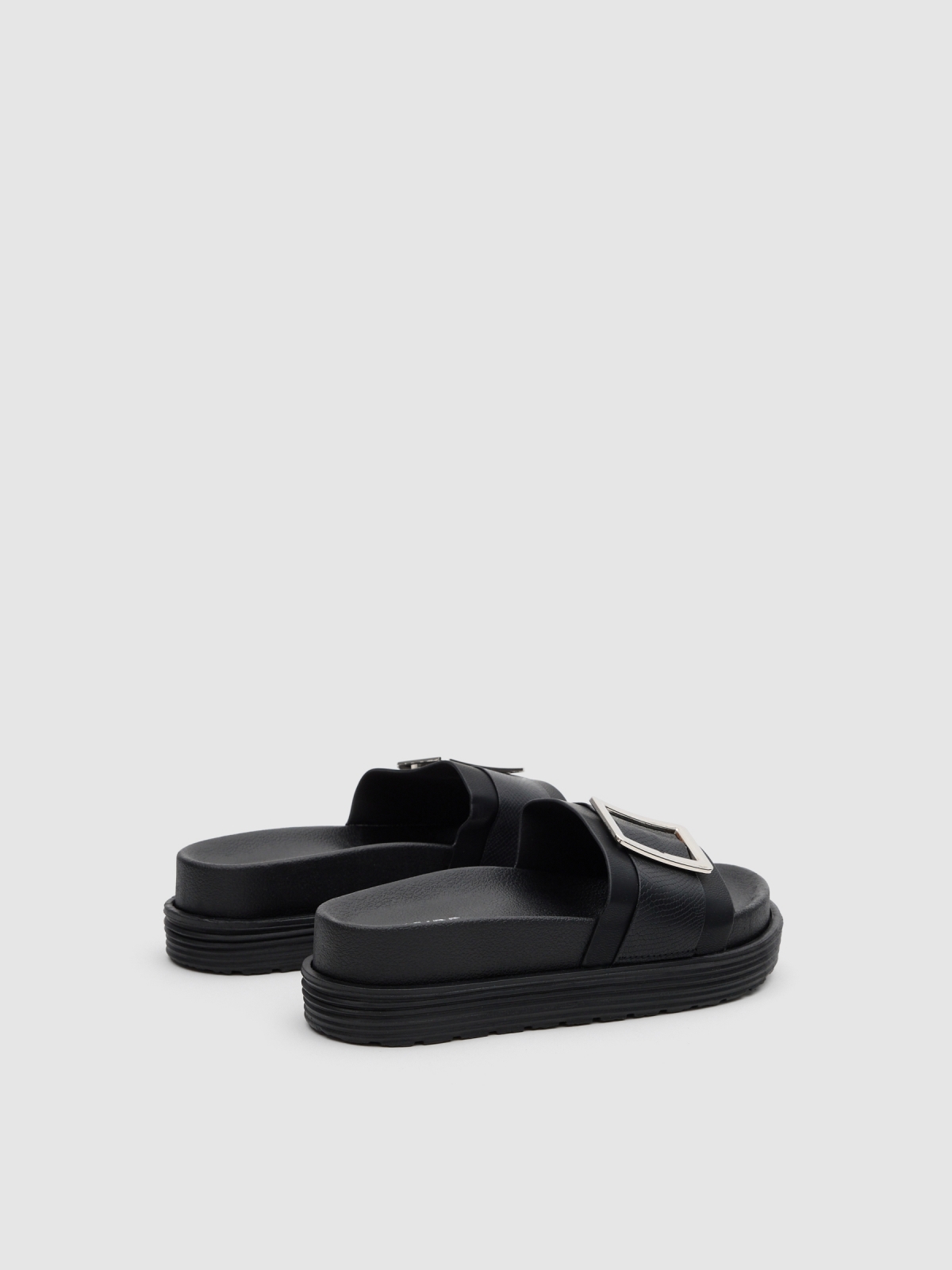 Platform buckle black 45º back view