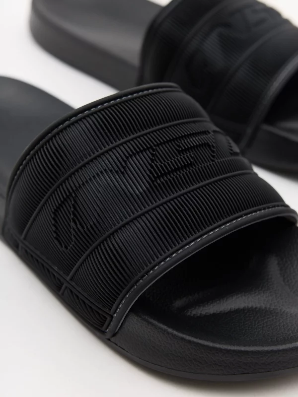Chanclas pala confort negro vista detalle