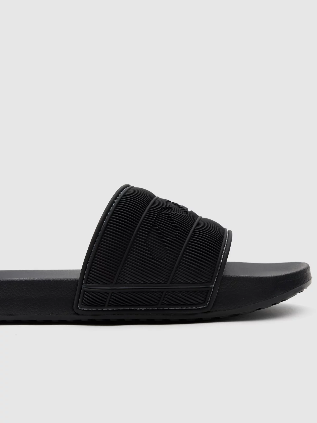Chanclas pala confort negro vista detalle