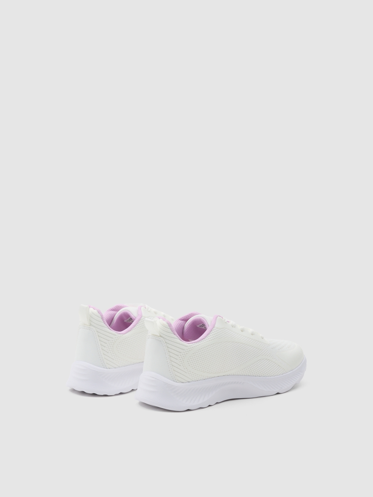 Classic running sneaker white 45º back view