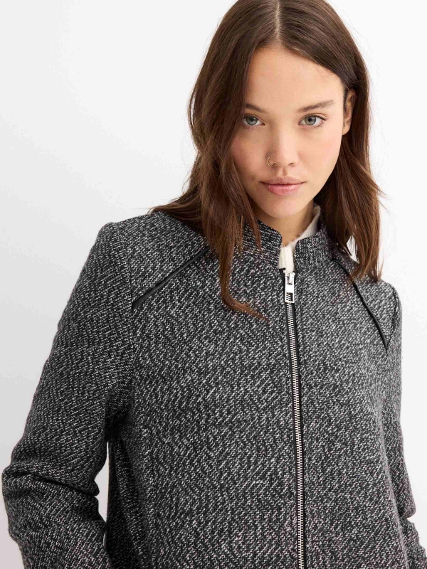 Grey tweed short coat with zipper black/beige detail view