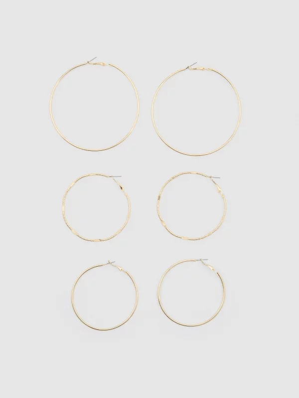 Set of 3 golden rings