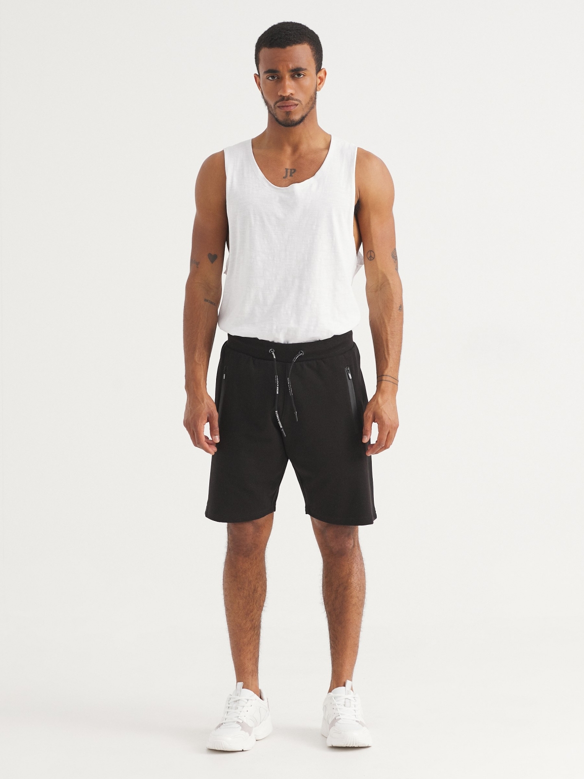 Bermuda jogger painéis combinado preto