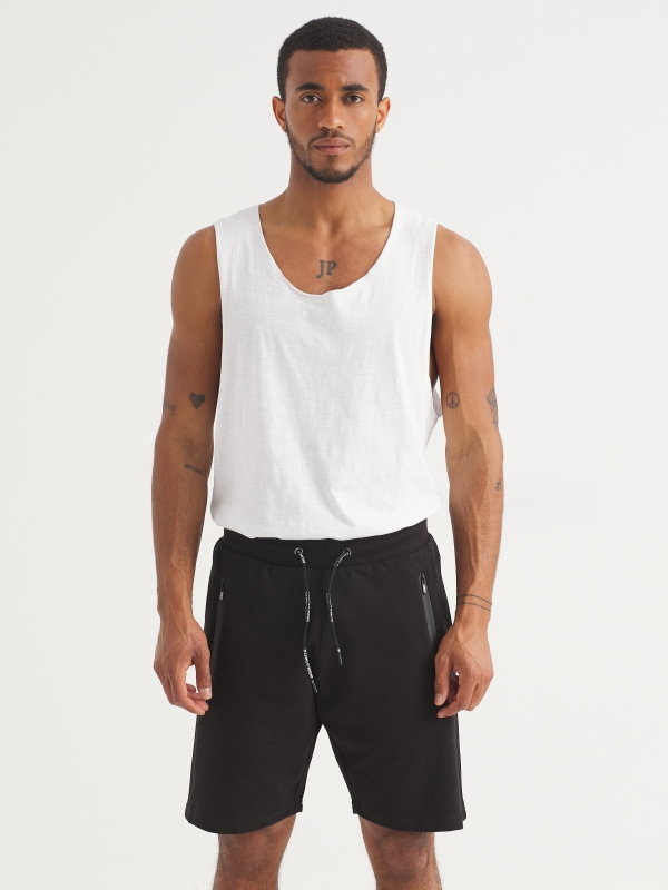 Bermuda jogger painéis combinado preto