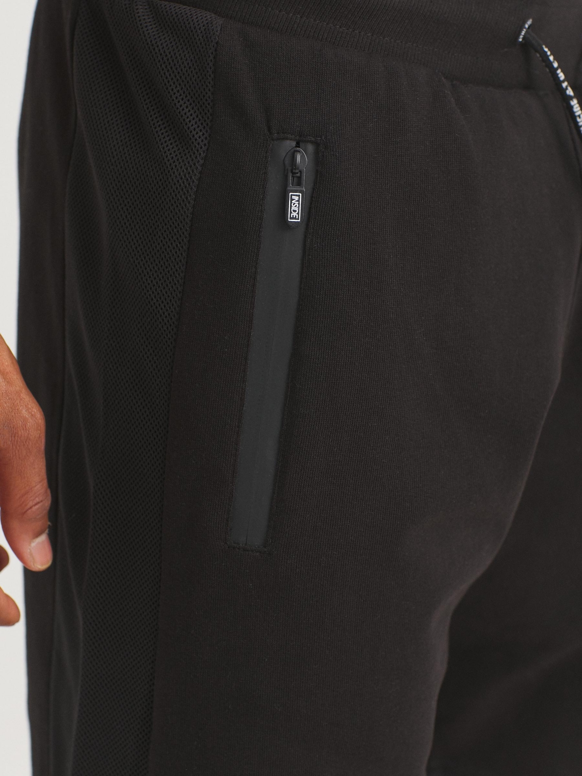 Combined panels jogger shorts bla