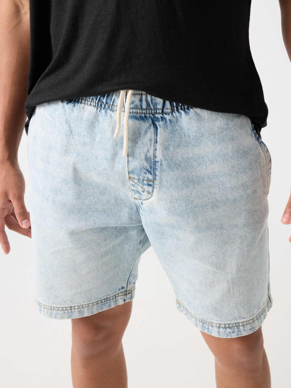 Acid washed denim bermuda shorts light blue detail view