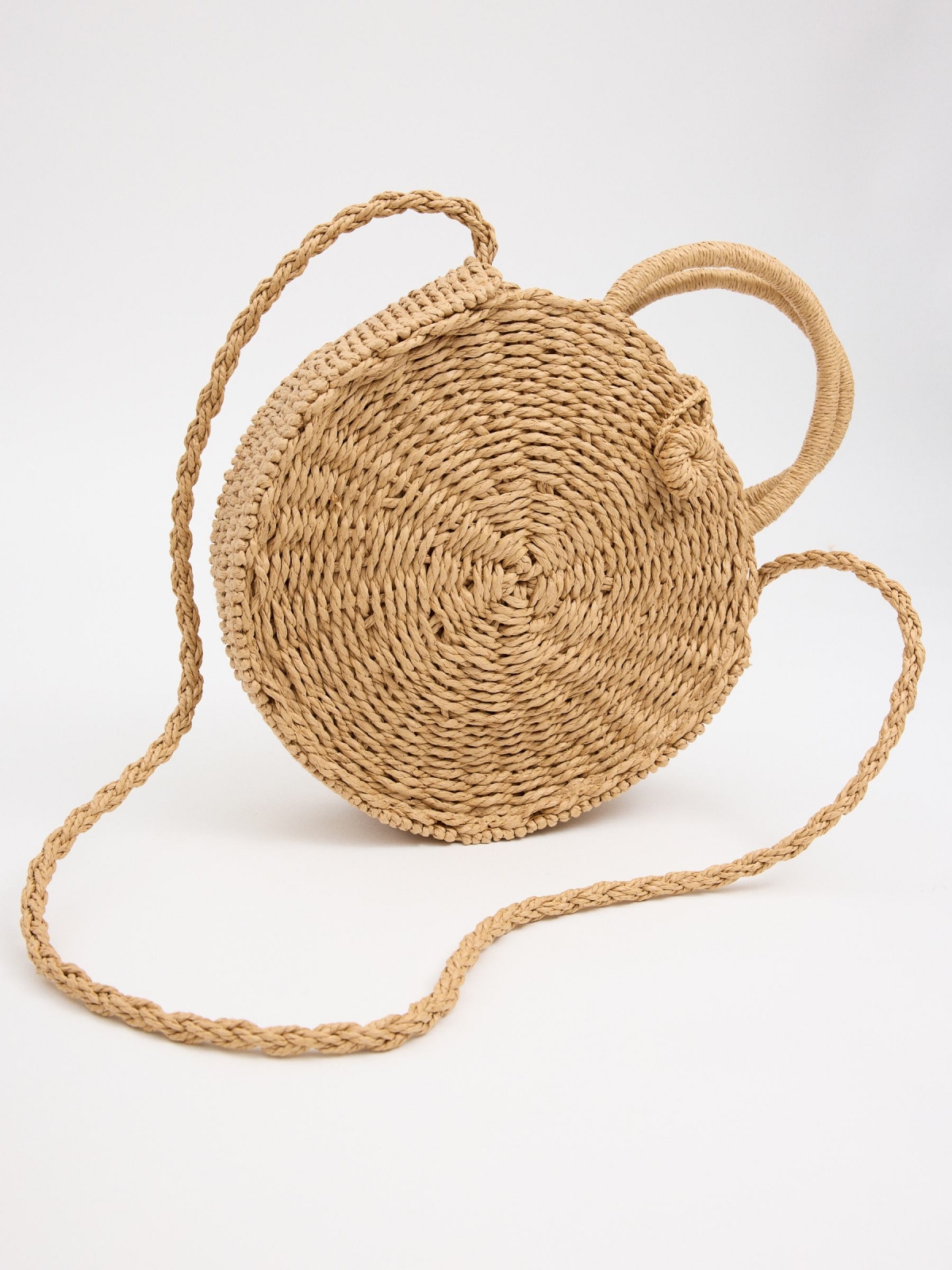 Round raffia shoulder bag cinnamon 45º side view