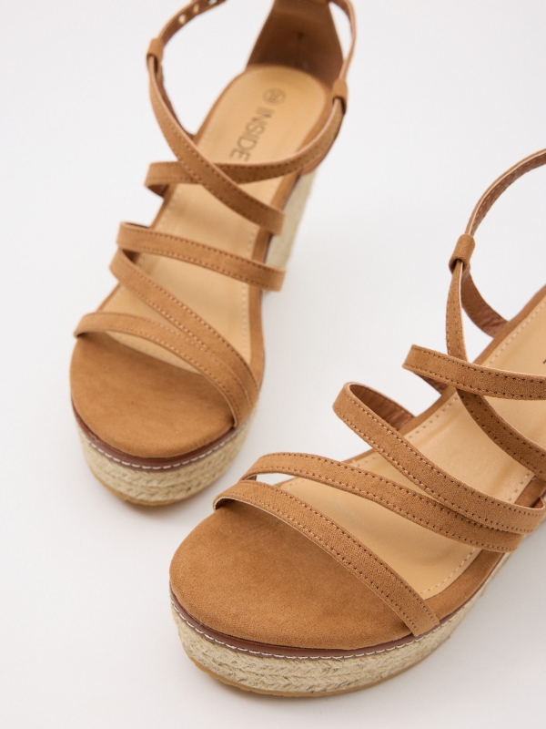 Wedge jute cross straps light brown detail view