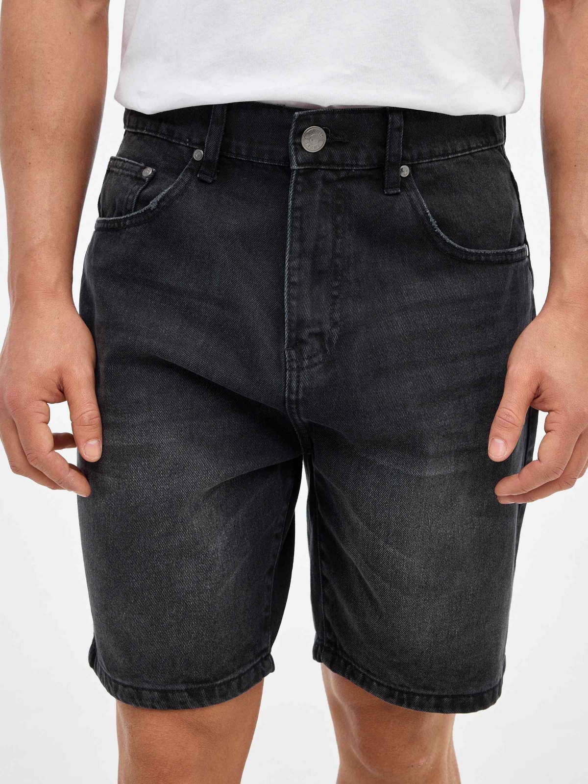 Bermudas regular denim negro negro vista detalle trasero