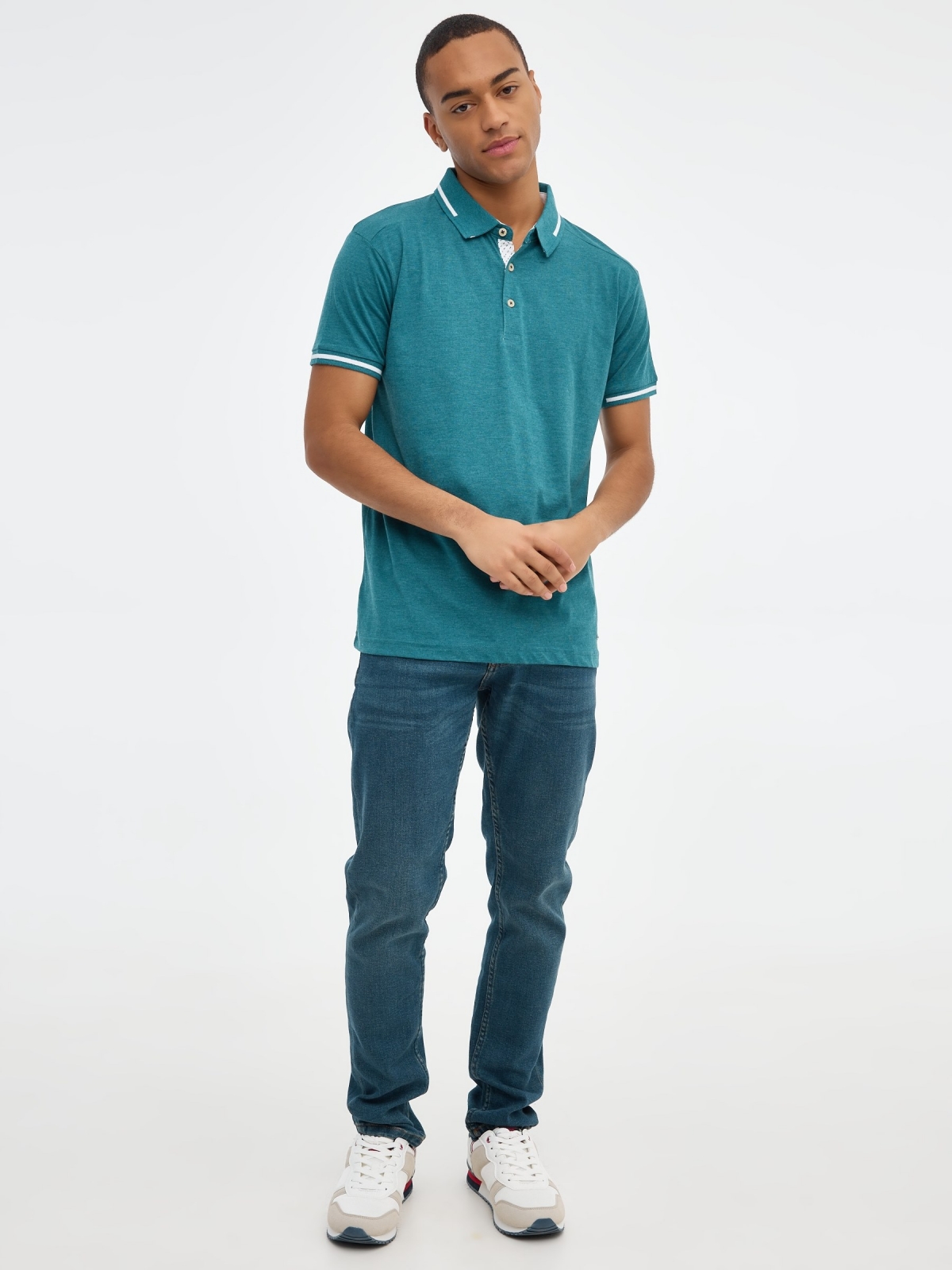 Polo casual gris oscuro verde vista general frontal