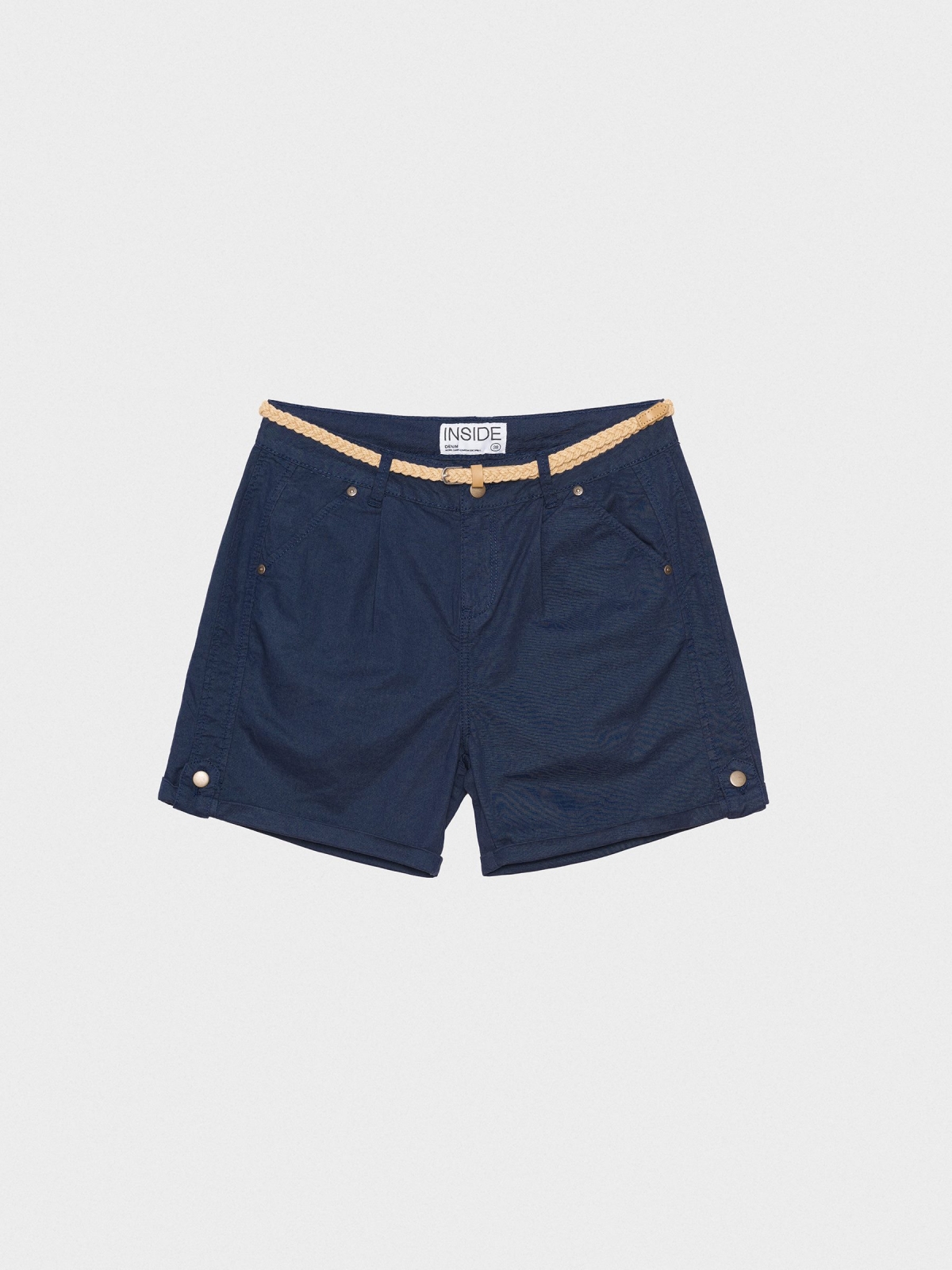  Shorts com cinto trançado azul