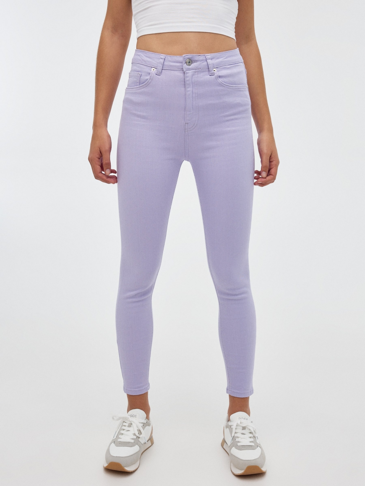 Pantalón básico skinny malva vista media frontal