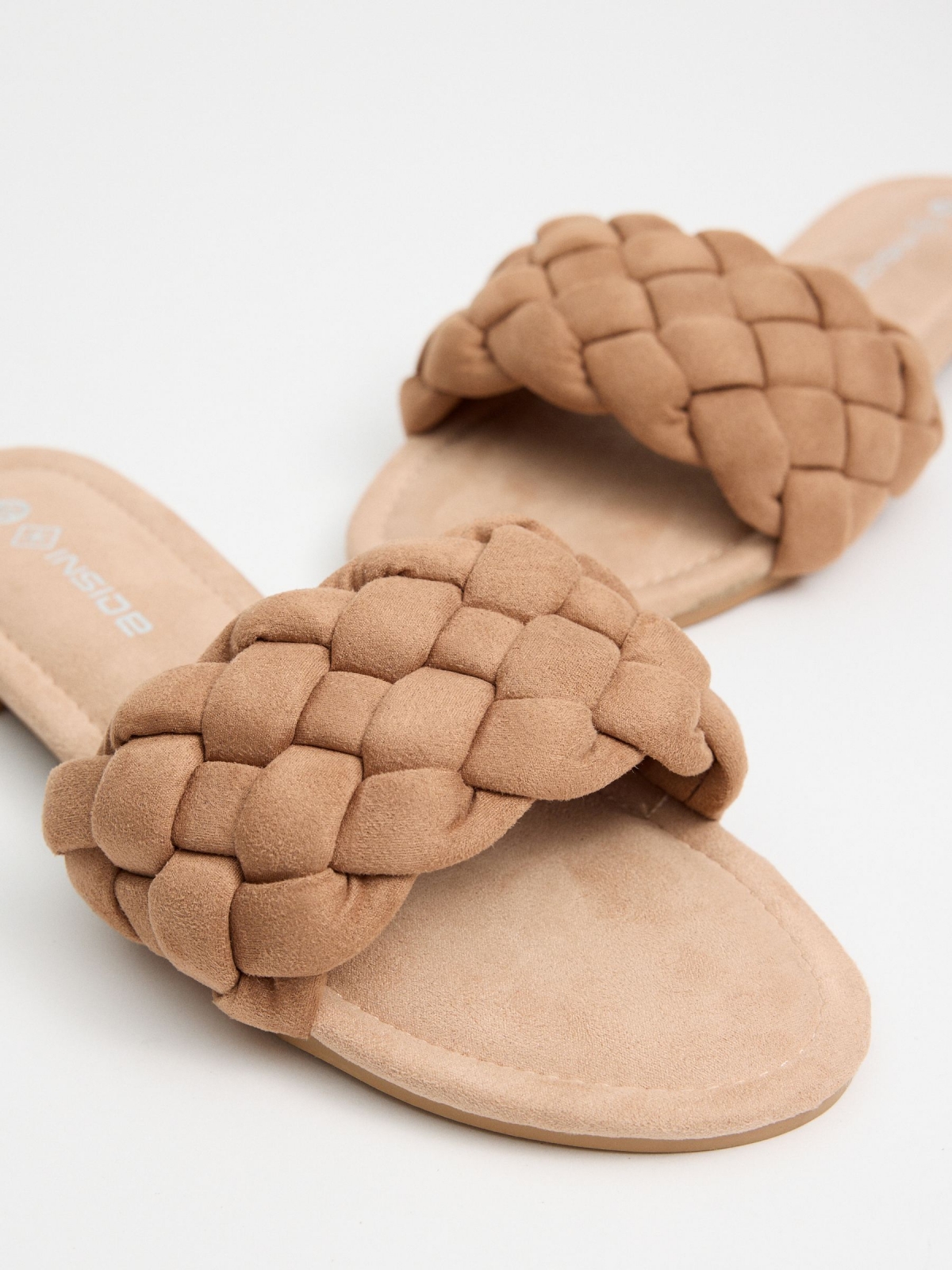 Brown braided shovel sandal light brown detail view