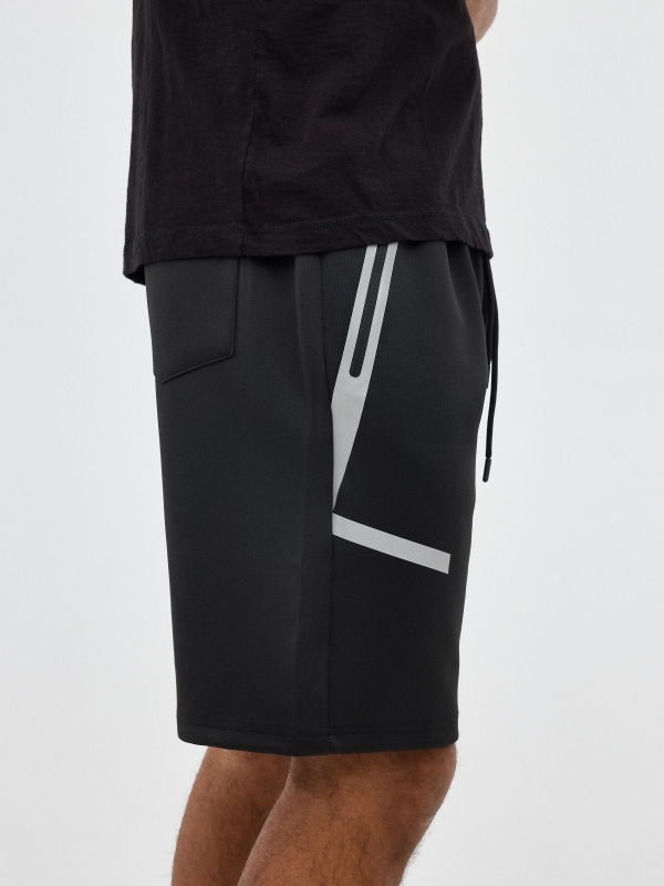 Bermuda jogger shorts black detail view